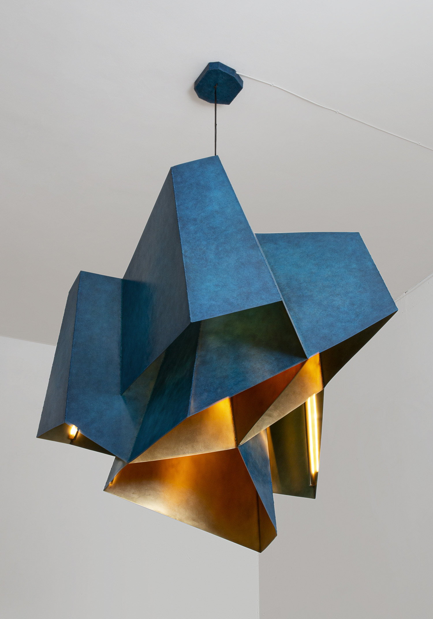 Giacomo Ravagli, Blue Cluster, 2022. Photo : Carpenters Workshop Gallery