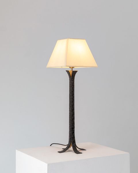 Ingrid Donat, table lamp Ekorce LAM. Photo: Carpenters Workshop Gallery.
