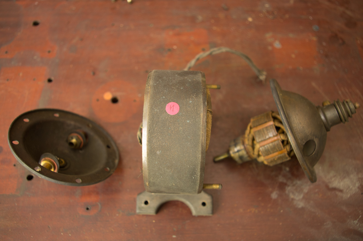 Premier moteur ouvert