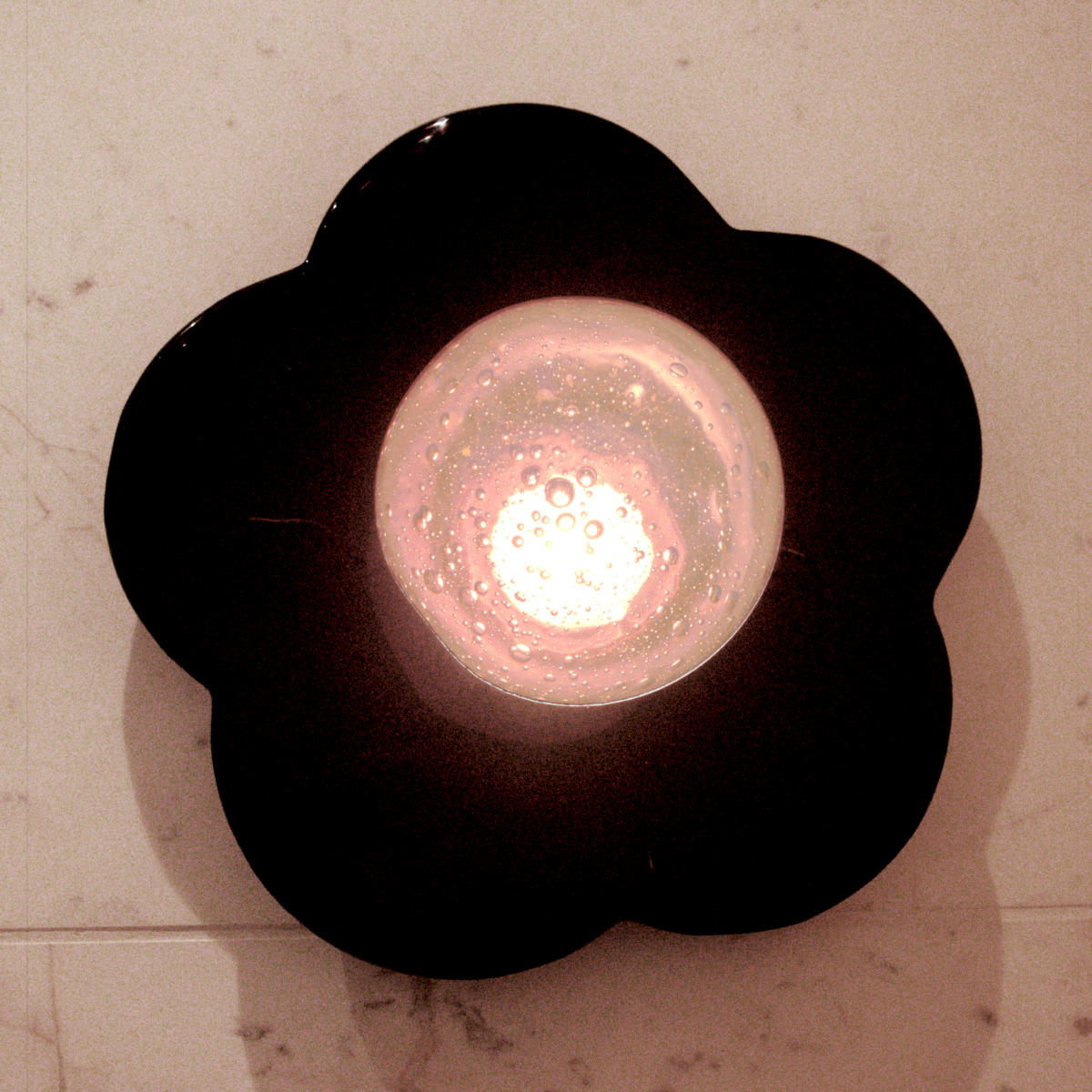 Noir/Rose de India Mahdavi